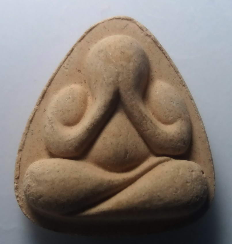 รหัสสินค้า พระปิดตา ทั่วไป 096 พระปิดตาเนื้อผง มหาลาภนเรศวร วัดเจดีย์งาม อำเภอฝาง จังหวัดเชียงใหม่ พระรายการนี้ให้เช่าบูชาแล้ว