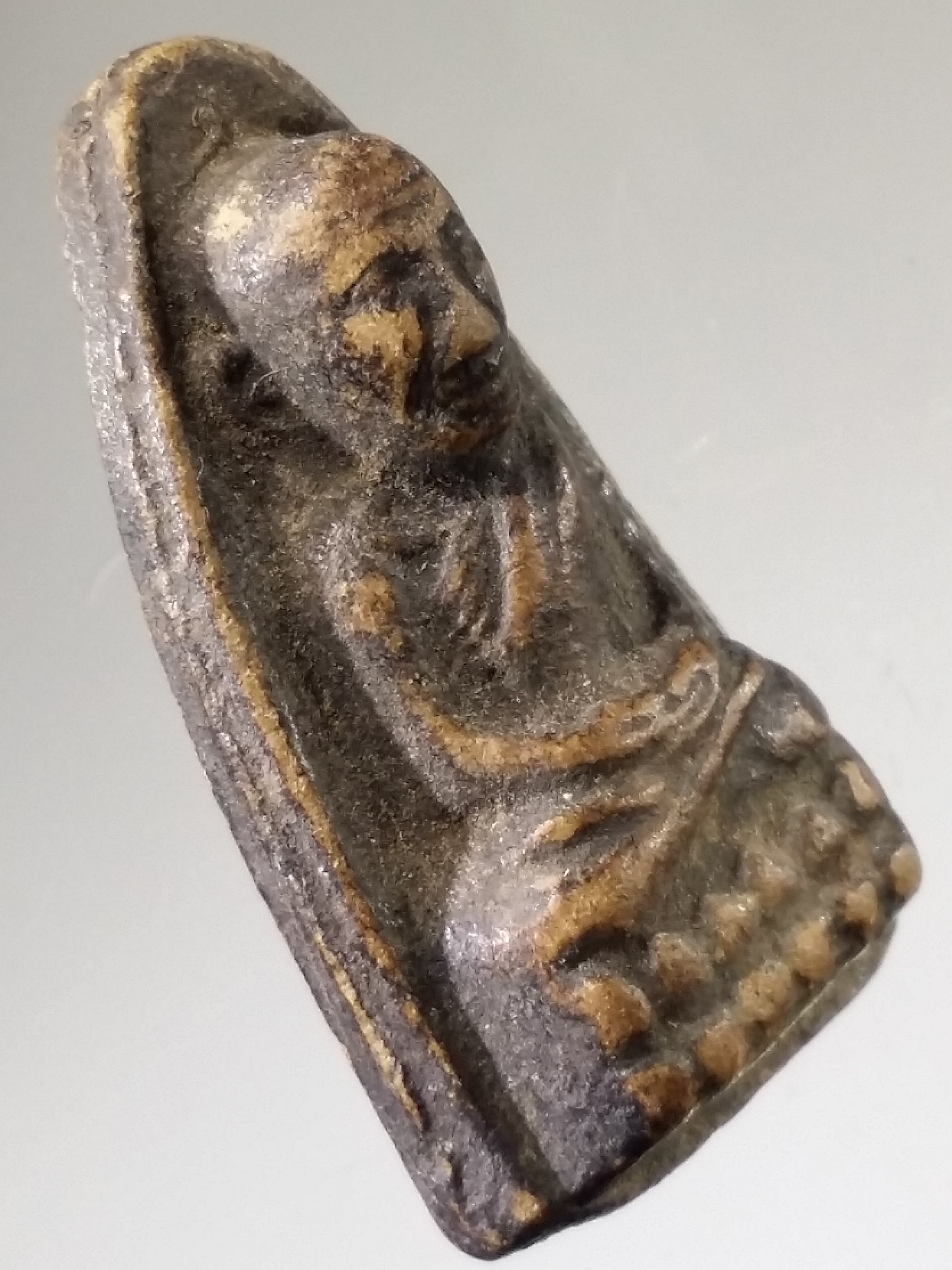 รหัสสินค้า หลวงปู่ทวด วัดต่างๆ 048 หลวงปู่ทวด เนื้อดินเผา วัดช้างให้ สร้างปี 2513 ผสมผงเก่า ปี 2497 พระครูใบฎีกาขาวสร้าง