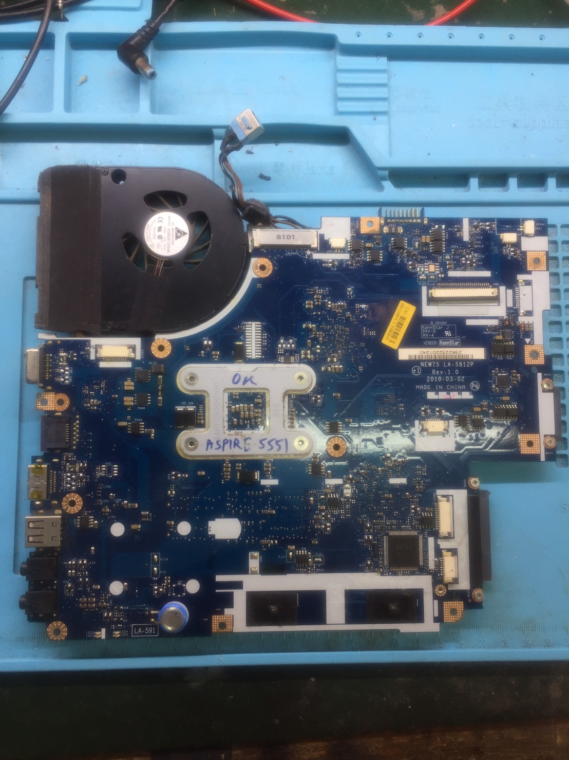 ACER 5551, Gateway NEW95,CPU AMD