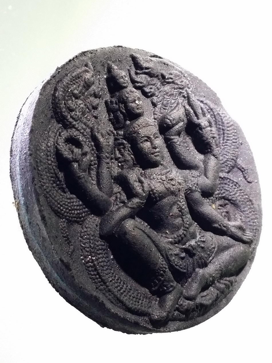 รหัสสินค้า จตุคามรามเทพ 893 จตุคามรามเทพ รุ่น เก้าหน้ามหาโชคมหาเศรษฐี วัดอ้ายเขียว เนื้อว่านกากยายักษ์