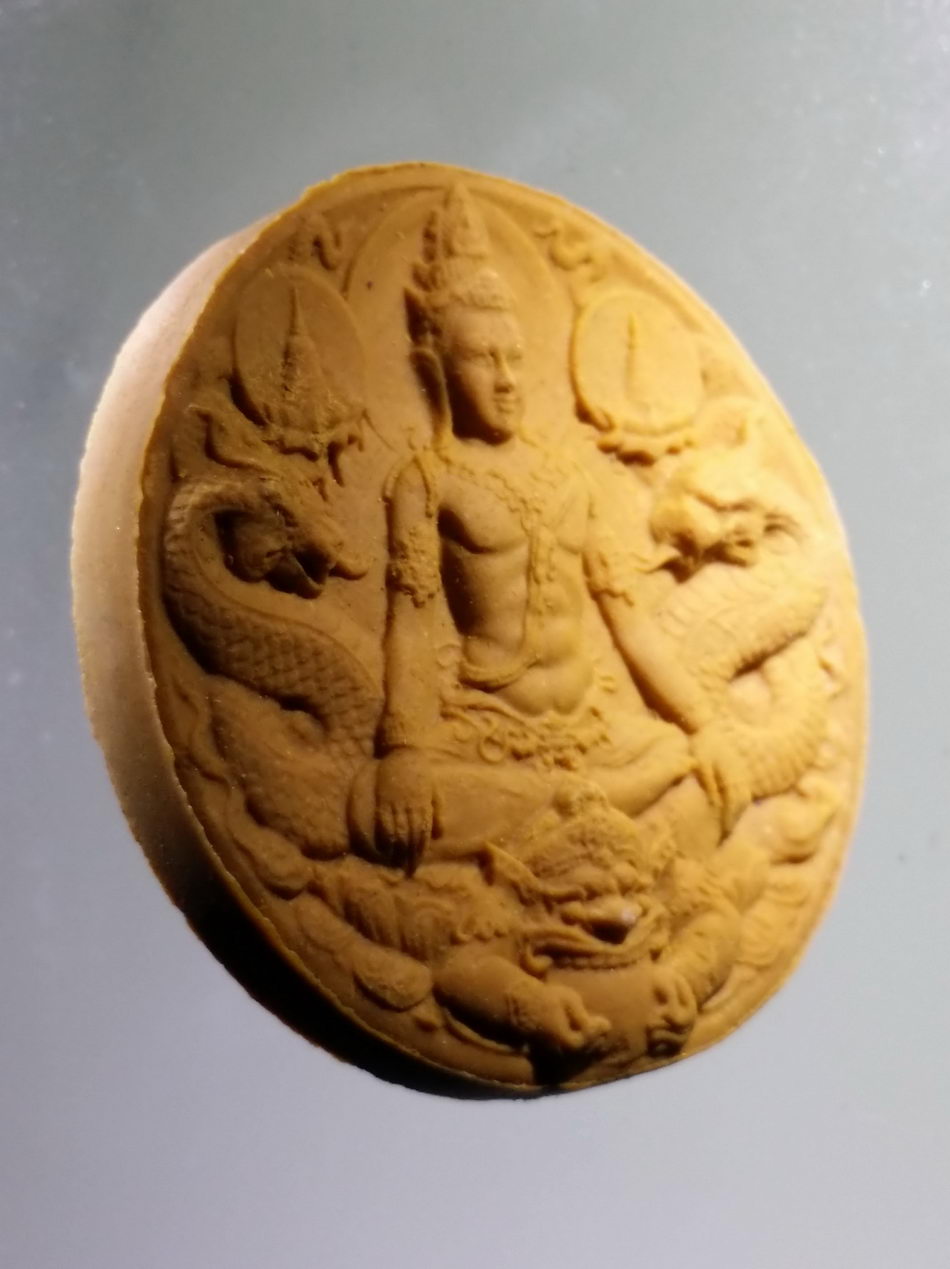 รหัสสินค้า จตุคามรามเทพ 970 พระเทวราชโพธิสัตว์จตุคามรามเทพ ปางมหาราชครองบัลลังก์ รุ่น เหนือฟ้ามหาเศรษฐี พิมพ์ใหญ่ ปลุกเสก บนเครื่องบินไอพ่น (ไม่มีกล่อง)