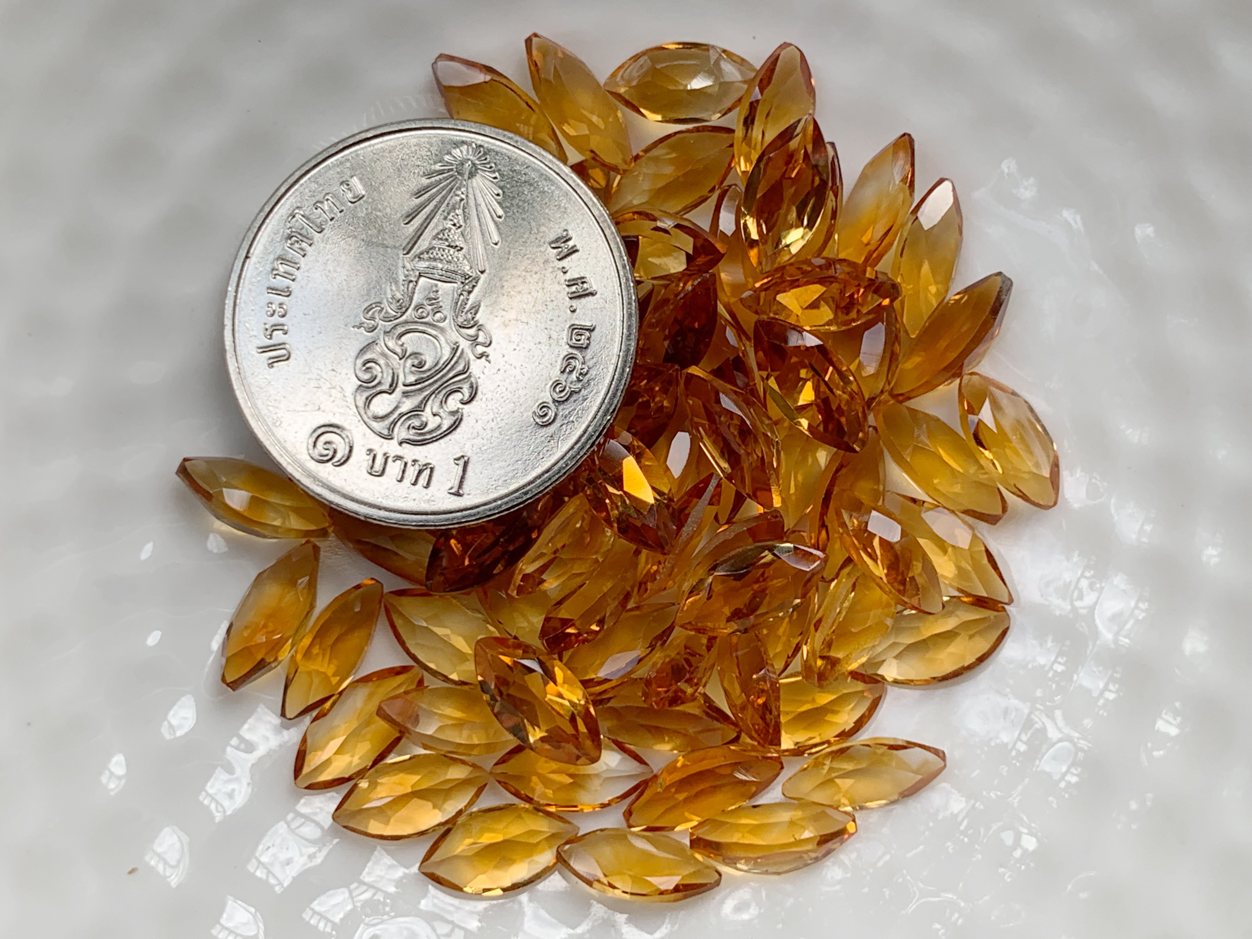 ซิทรินมาคี 8X4 มม. 5 กะรัต