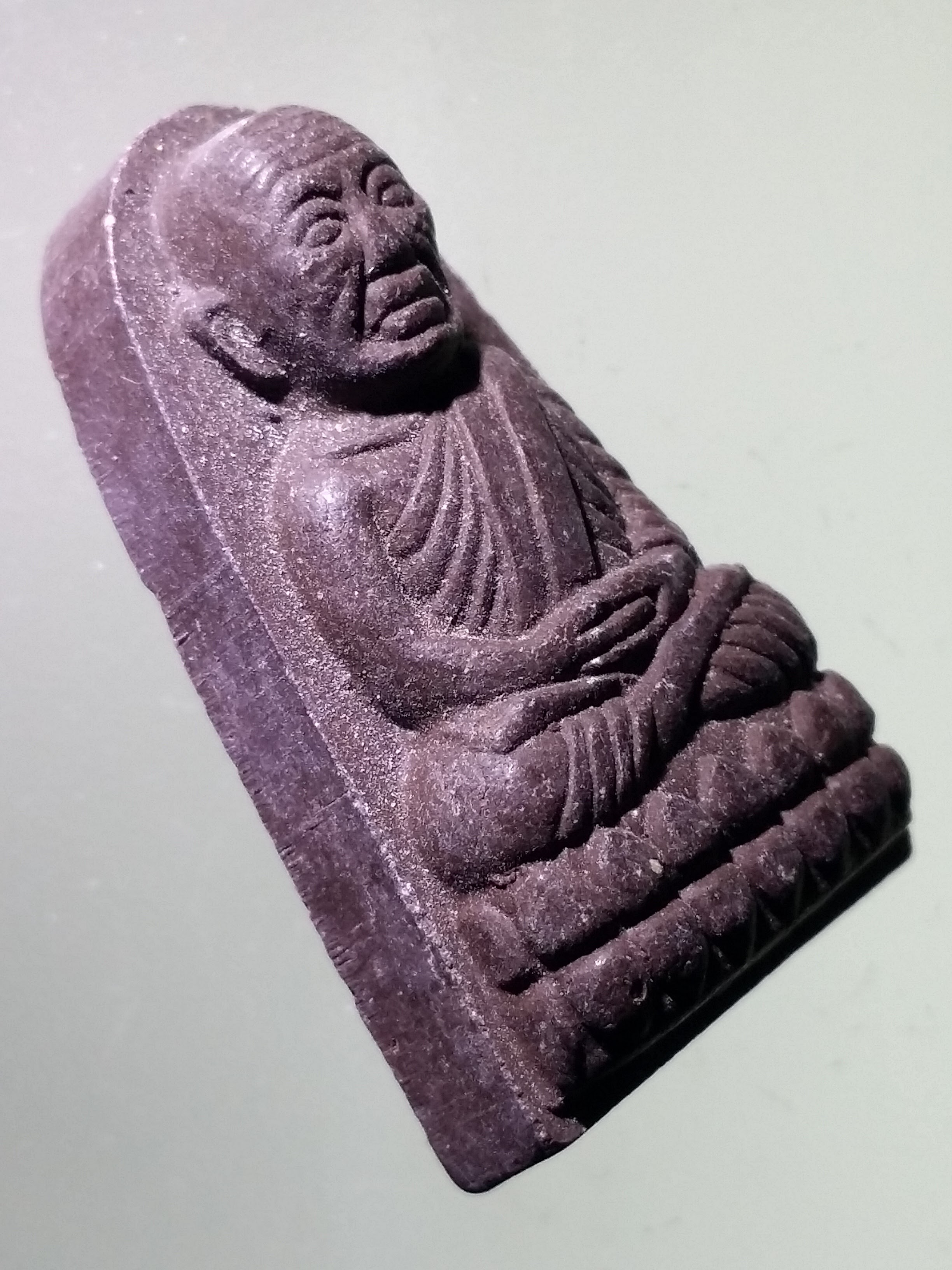 รหัสสินค้า หลวงปู่ทวด วัดต่างๆ 576 หลวงปู่ทวด เนื้อว่านสีน้ำตาล หลวงพ่อรัตนบัณเจิด วัดเวฬุวนาราม อำเภอโพนทราย จังหวัดร้อยเอ็ด ที่ระลึกในงานผูกพัทธสีมา