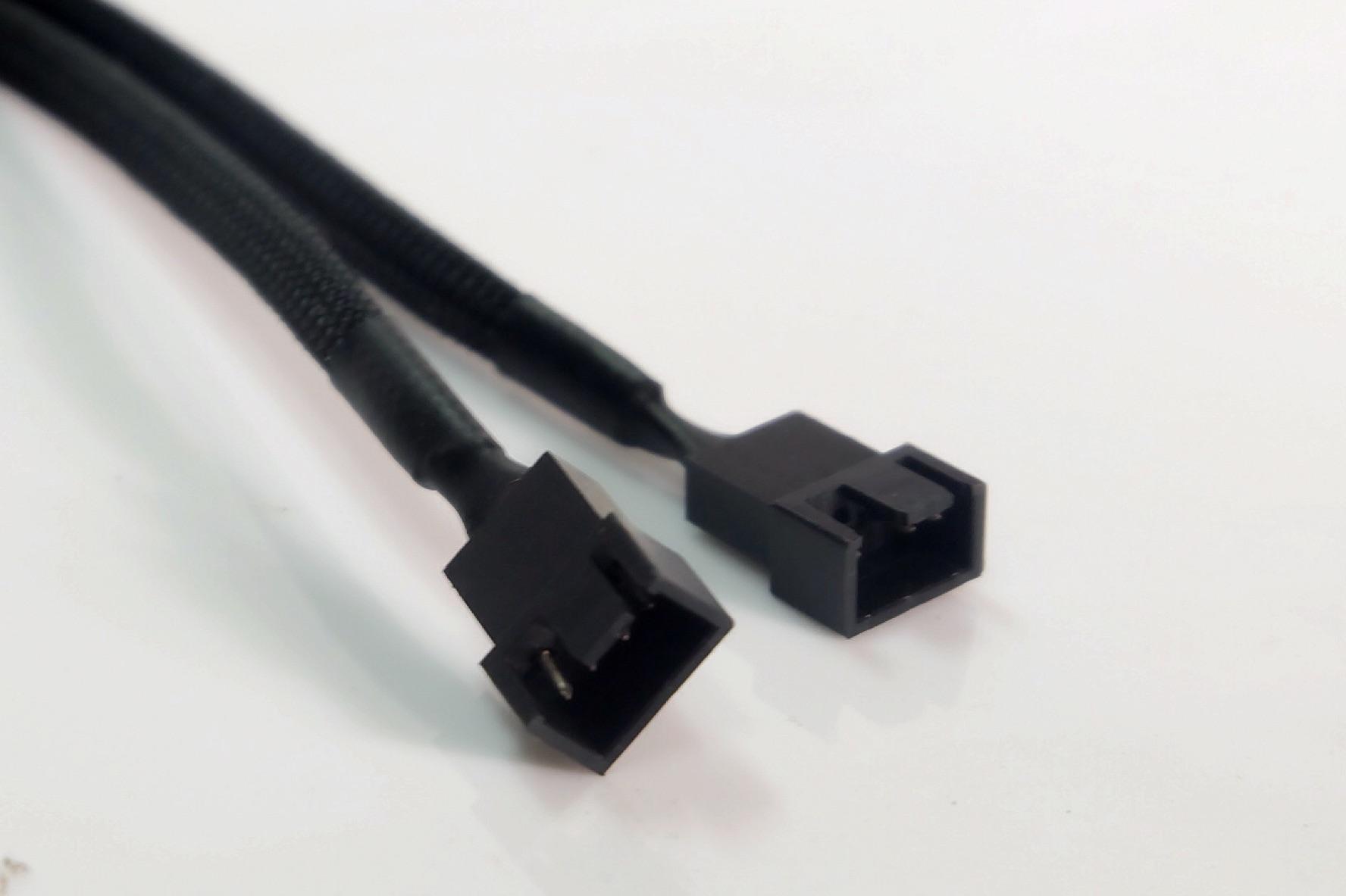 สายY พัดลม 4Pin สายถัก 2หัว สีดำ