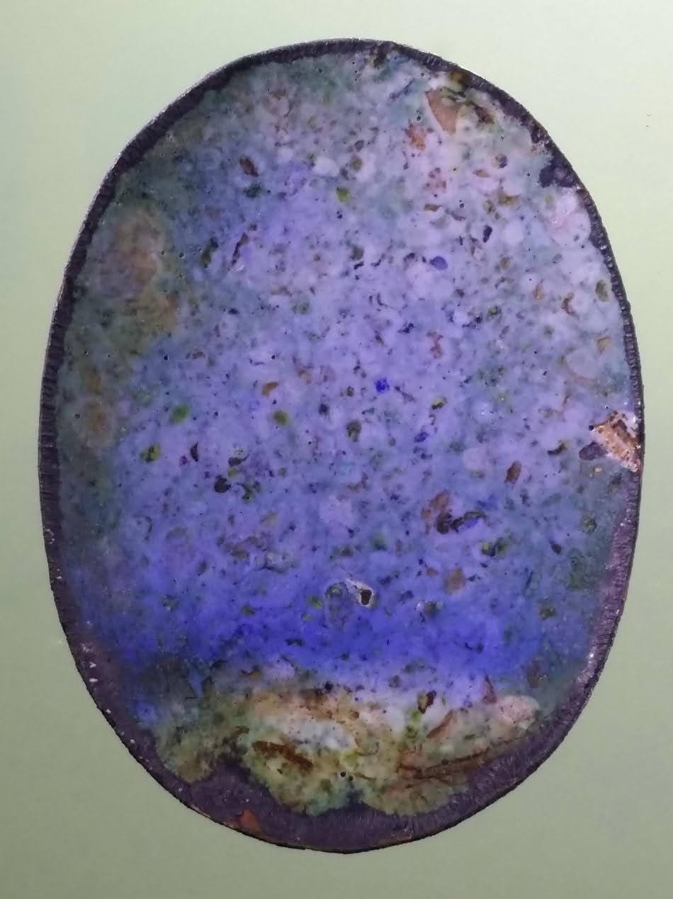 รหัสสินค้า เครื่องราง ล็อตเก็ต ภาพถ่าย 197 ล็อกเก็ต พระอาจารย์เอ็กซ์ เจ้าตำหนักเหรียญลูกระเบิด อันลือลั่น โด่งดังสะท้านภพ ขนาดเทียบกับเหรียญบาท หายากสร้างน้อย