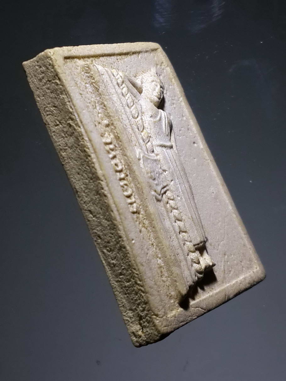 รหัสสินค้า พระไม่ทราบที่ 364 พระประจำวันอังคาร เนื้อผงหลังยันต์ห้า ไม่ทราบที่