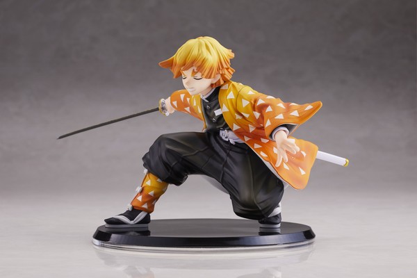 เปิดรับPreorder มัดจำ 1100 บาท 1/8 Zenitsu Agatsuma