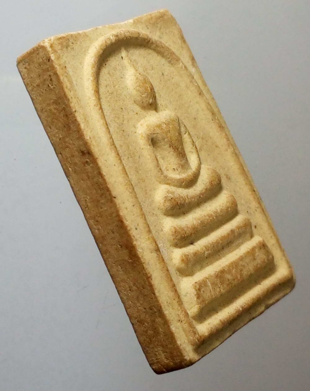 รหัสสินค้า พระสมเด็จ วัดต่างๆ 425 พระสมเด็จเนื้อผงปั๊มตรายาง หลวงพ่อดาบทอง วัดโนนสว่าง อำเภอโพธิ์ประทับช้าง จังหวัดพิจิตร