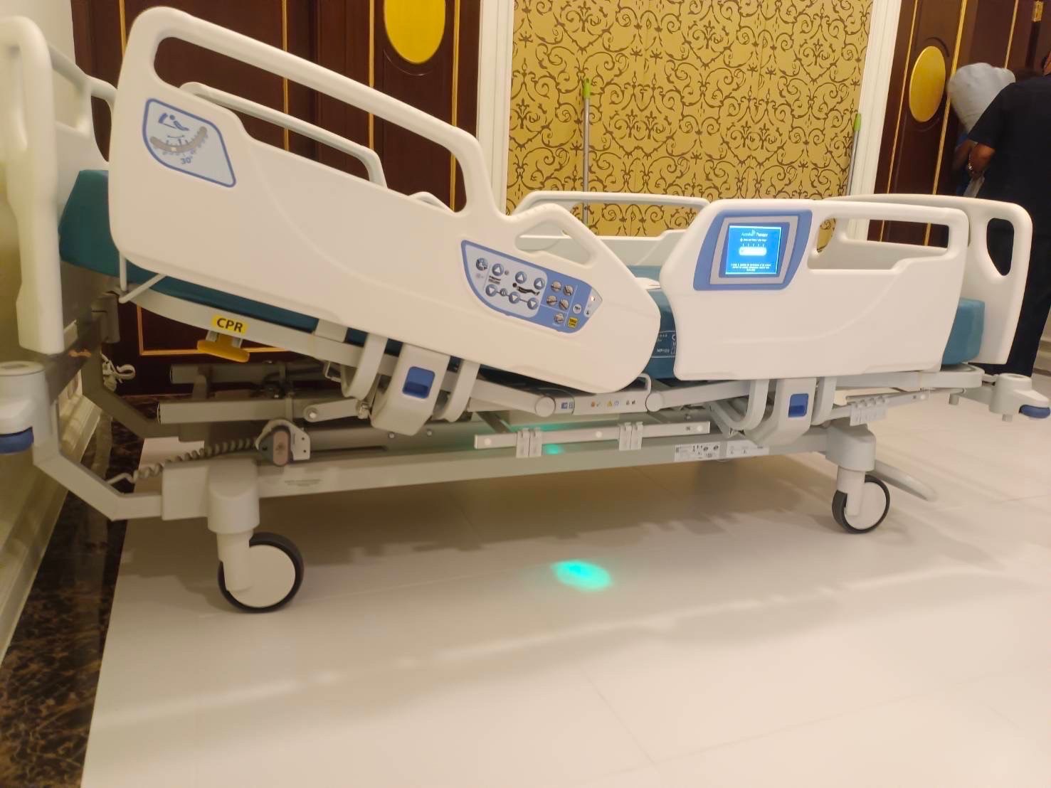 ชุดเตียงผู้ป่วยปรับระดับไฟฟ้า Hill-Rom Accella 900 + ฟูกที่นอน แบรนด์ Hill-Rom NP50 แบรนด์จากประเทศสหรัฐอเมริกา สามารถชั่งน้ำหนักคนไข้บนเตียงได้