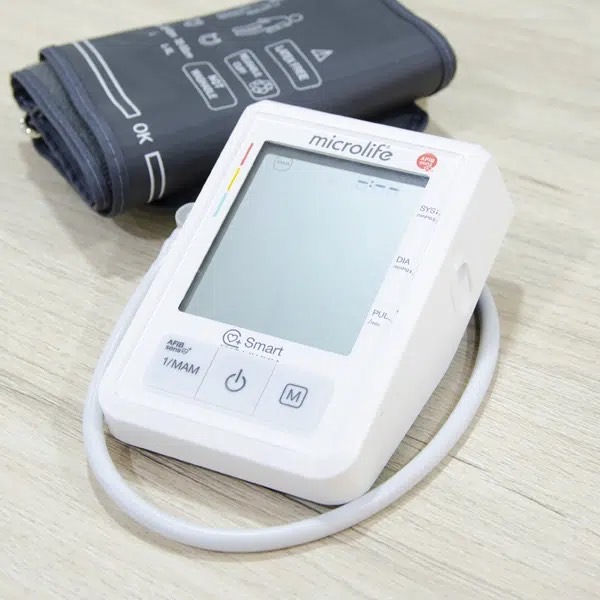 เครื่องวัดความดันโลหิต Microlife รุ่น B3 AFIB Advanced (ไมโครไลฟ์ รุ่น B3 เอฟิบ แอดวานซ์) Swiss Brand