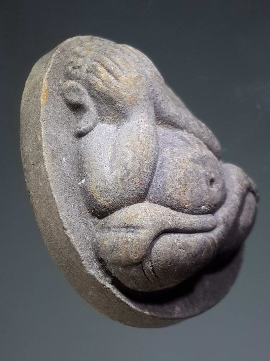 รหัสสินค้า พระปิดตา ทั่วไป 160 พระปิดตาเนื้อผง หลวงพ่อปกรณ์ วัดถ้ำผาแด่น