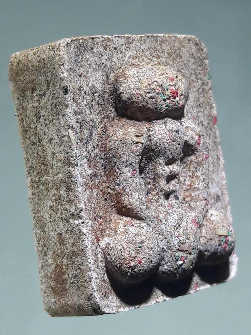 รหัสสินค้า พระมีกล่อง 371 พระปิดตาเนื้อผงเถ้าอัฐิ ย้อนยุคพิมพ์วัดโพธิ์ พระครูเกษมจริยานุกูล ครูบากิตติชัย เขมจารี วัดปางมะกง อำเภอเชียงดาว จังหวัดเชียงใหม่ สร้างปี 2566