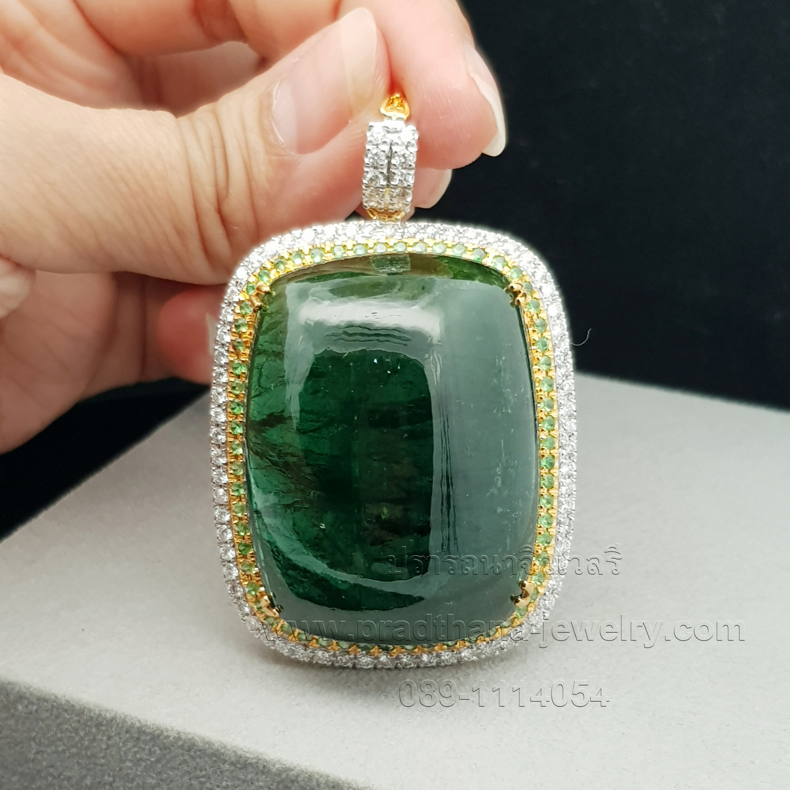 จี้กรีนทัวมาลีนล้อมซาโวไรท์เพชร