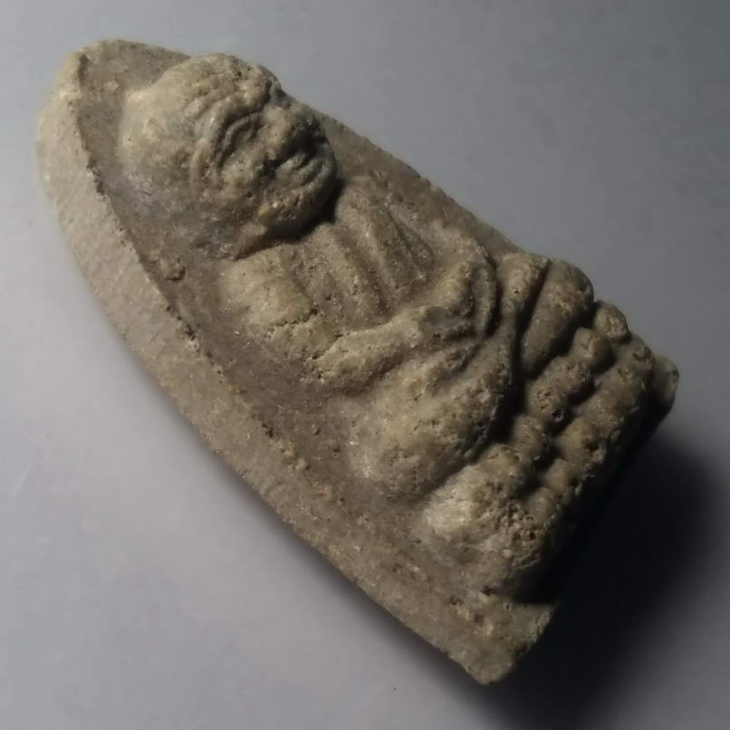 รหัสสินค้า หลวงปู่ทวด วัดต่างๆ 102 หลวงปู่ทวดเนื้อผง หลังยันต์ นะโมโพธิสัตโตอาคันติมายะอิติภะคะวา สถาบันพุทธสยามจัด สร้างปี 2551