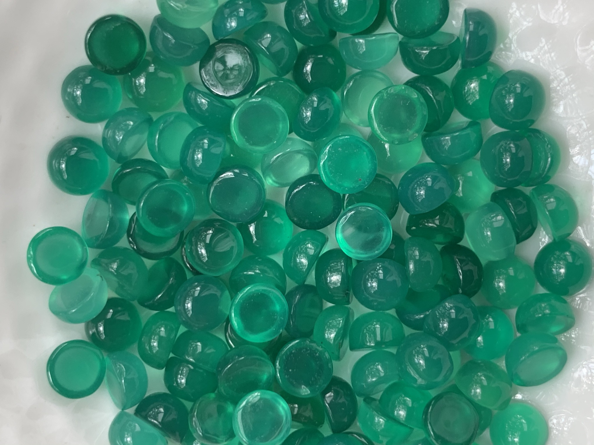 โมรากลมหลังเบี้ย 5 มม. 20 กะรัต