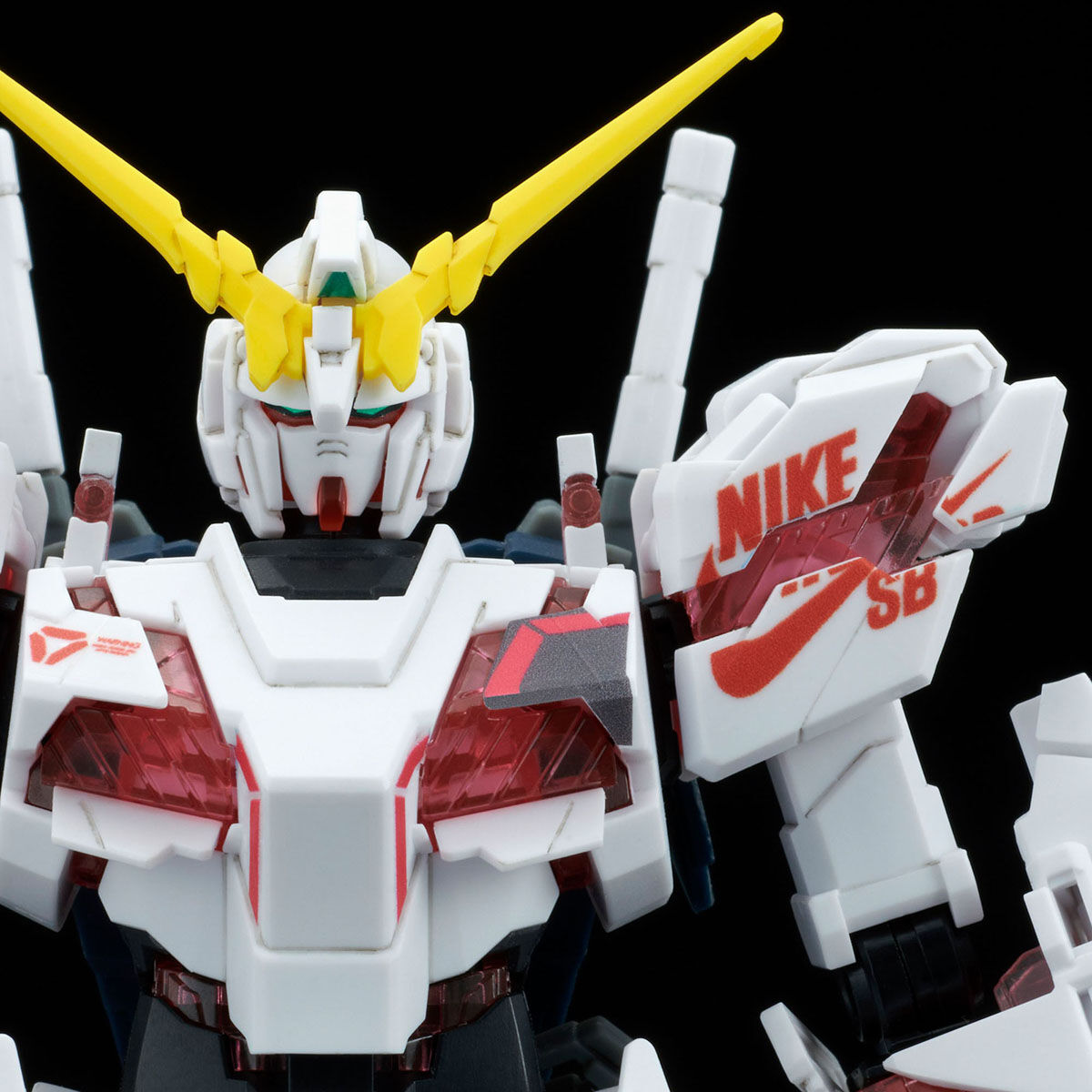 กันดั้ม Bandai Spirits Gunpla Premium Bandai Hobby Online Shop Limited HGUC 1/144 RX-0 Unicorn Gundam [Destroy Mode] Ver.NIKE SB