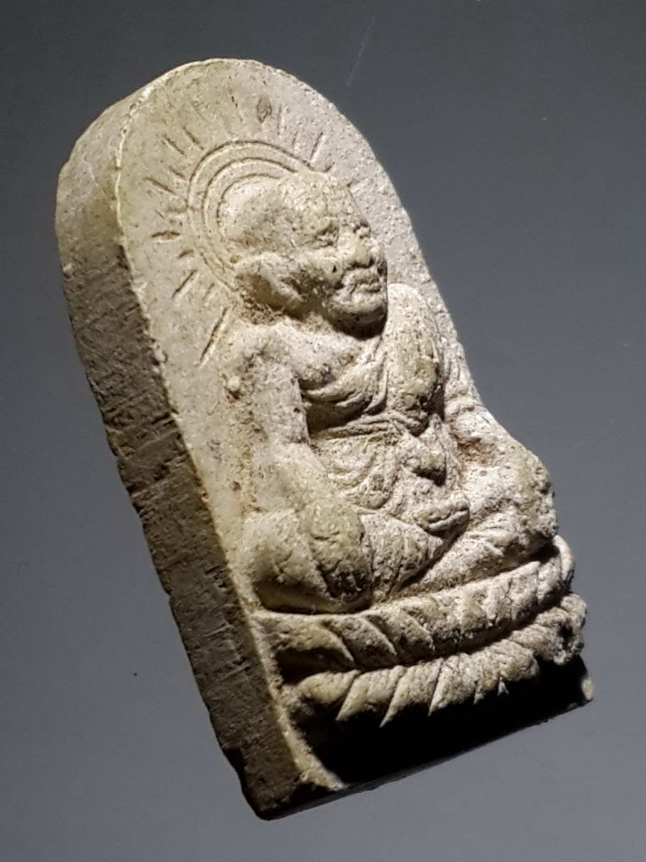 รหัสสินค้า พระไม่ทราบที่ 407 หลวงปู่ทวด หลังยันต์นะ เฉลียวเพชร ไม่ทราบที่