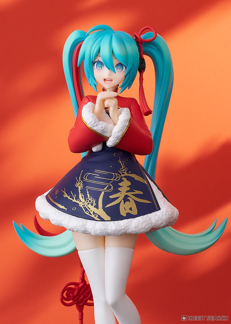 <Preorderถึง 1/8/2025>เปิดรับPreorder มัดจำ 400 บาท POP UP PARADE Hatsune Miku: Sourxuan Chinese New Year Ver.