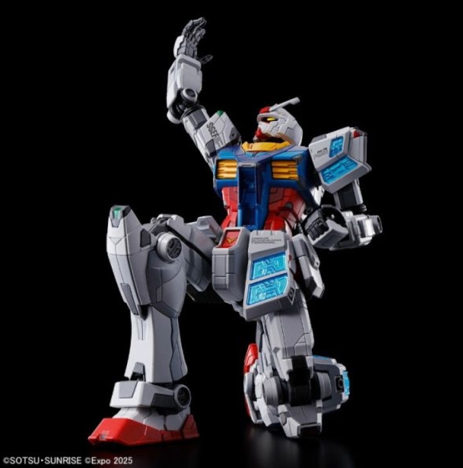 <Preorder ปิดรับวันที่ 27/11/2025> 🔔เปิดรับPreorder ไม่ต้ดงมัดจำครับ 1/144 RX-78F00/E GUNDAM （EX-001 G.L.R.S.S. Feather UNIT）