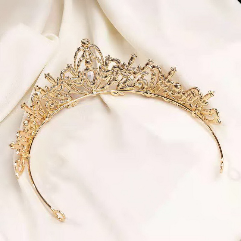 As2328- พร้อมส่งจากไทย มงกุฎเพชรประดับมุก แวววาว สวยสุดหรูดูแพงเหมือนแบบ เด็กโต-ผู้ใหญ่ ดัดปรับขนาดได้เล็กน้อย