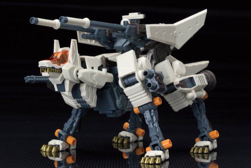 เปิดรับPreorder มัดจำ400 บาท H.M.M Zoids 1/72 Command Wolf Repackage Ver โมประกอบ
