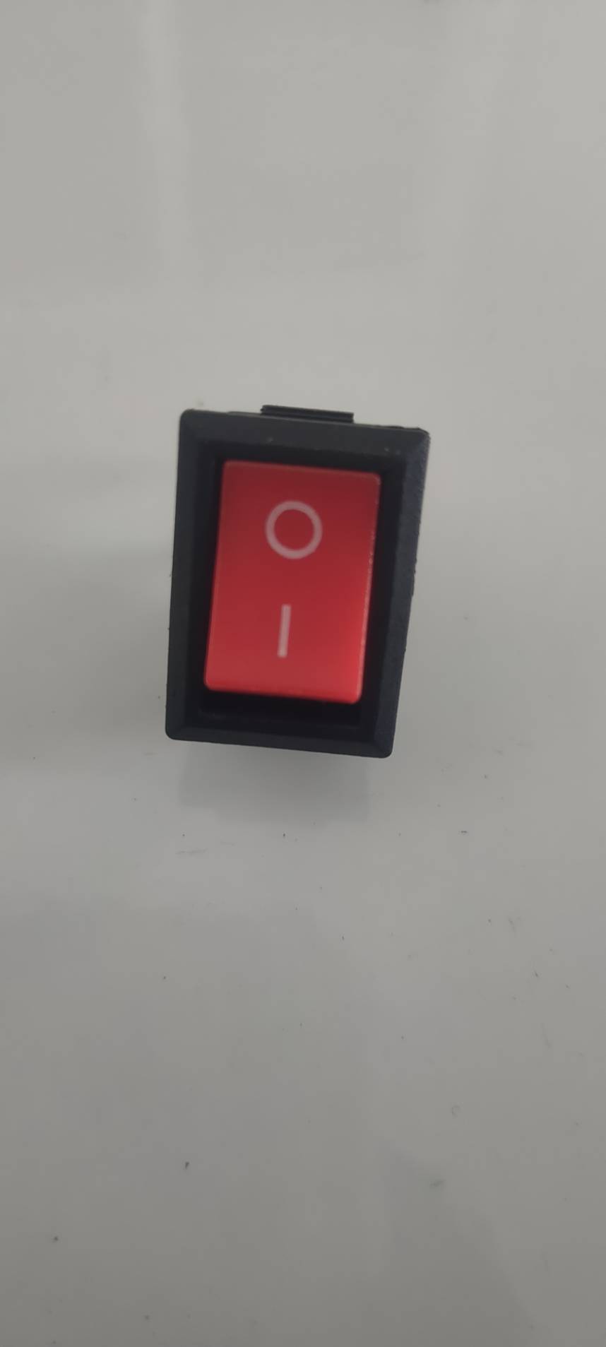Rocker Switch (สวิตช์โยก/สวิตช์กระดก)