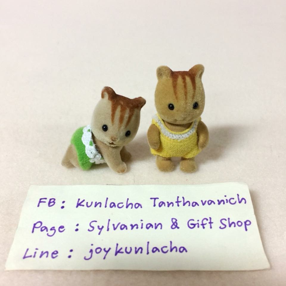 ตุ๊กตาเบบี้ฝาแฝดกระรอกน้อย Walnut Squirrel Twins : Sylvanian Families