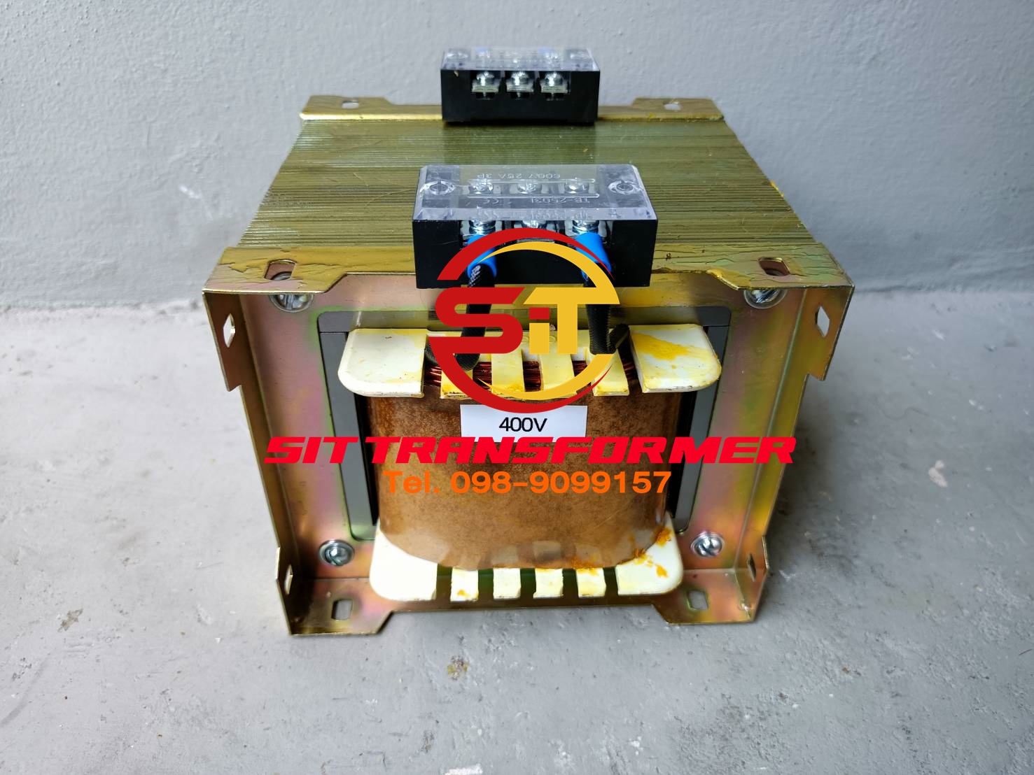 หม้อแปลงไฟฟ้า 400V / 220V 1000VA