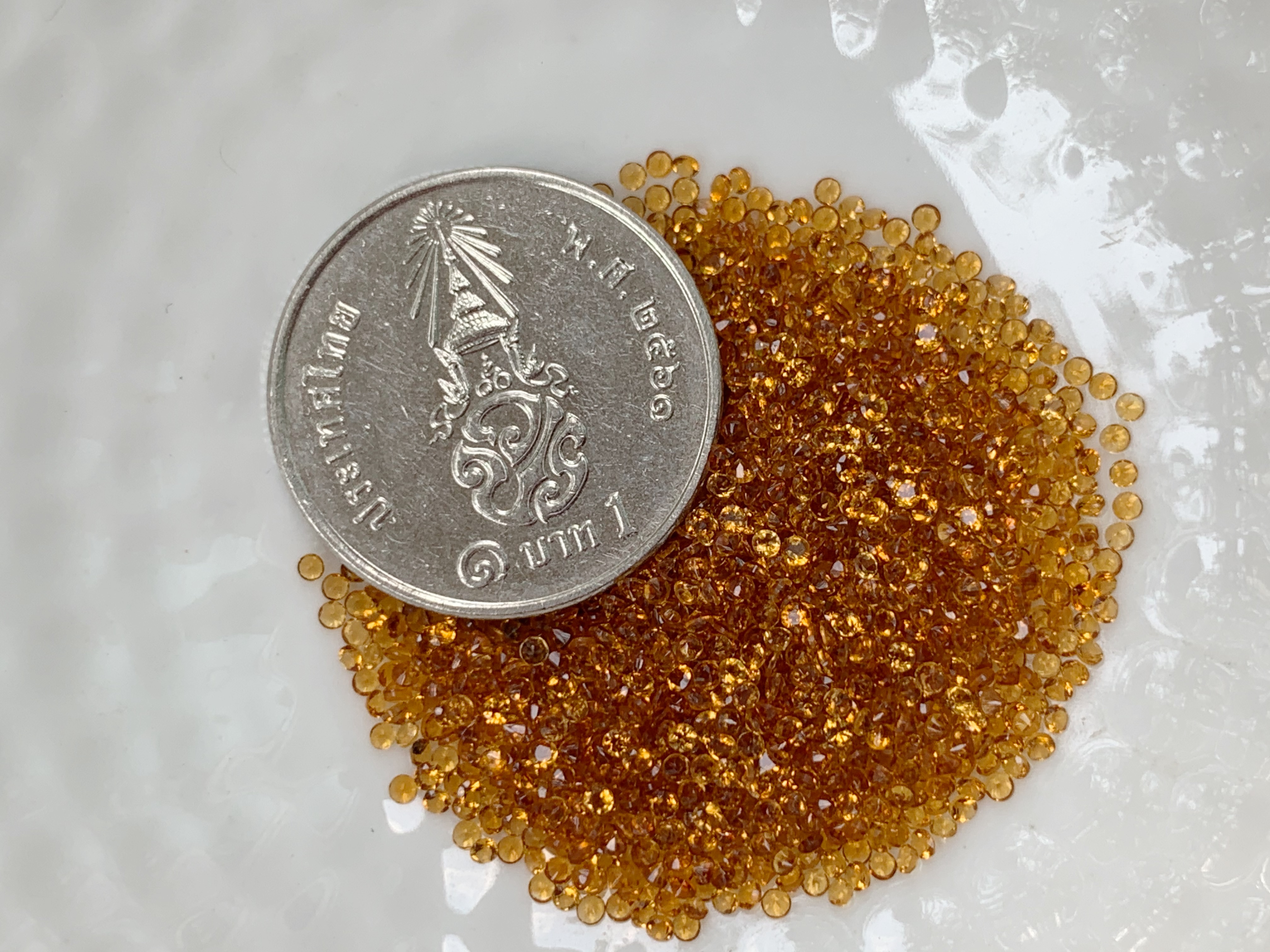 Citrine ซิทรินเข้มกลม 1.25 มม. 5 กะรัต