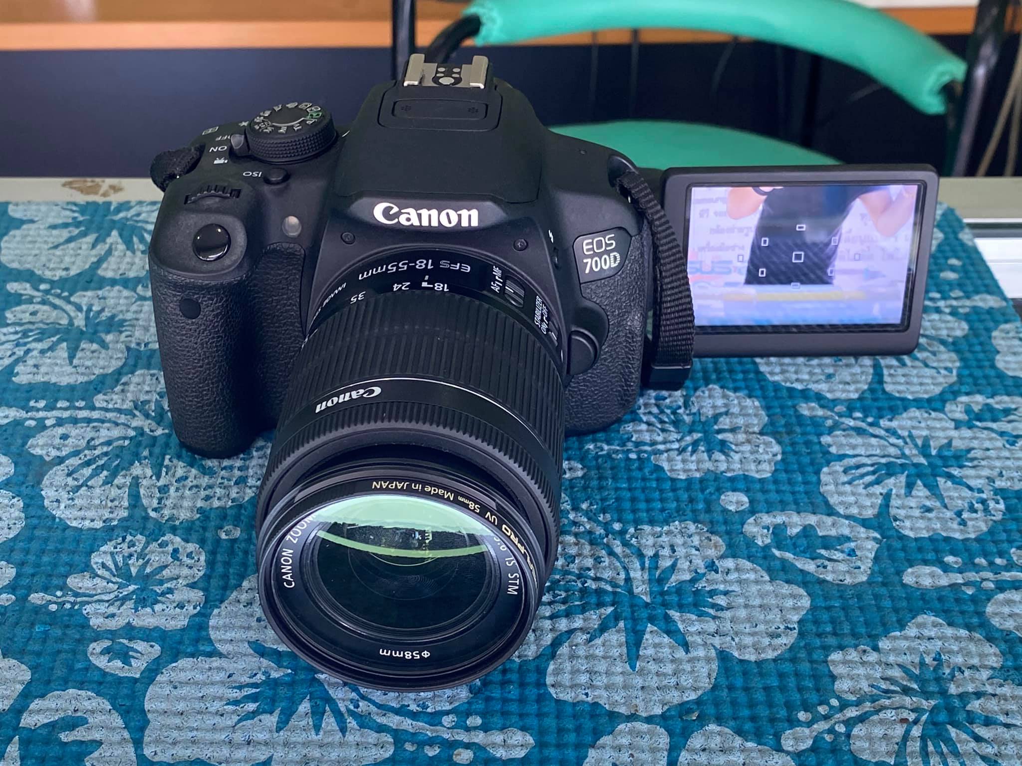 ( SOLD OUT ) กล้อง Canon EOS 700D