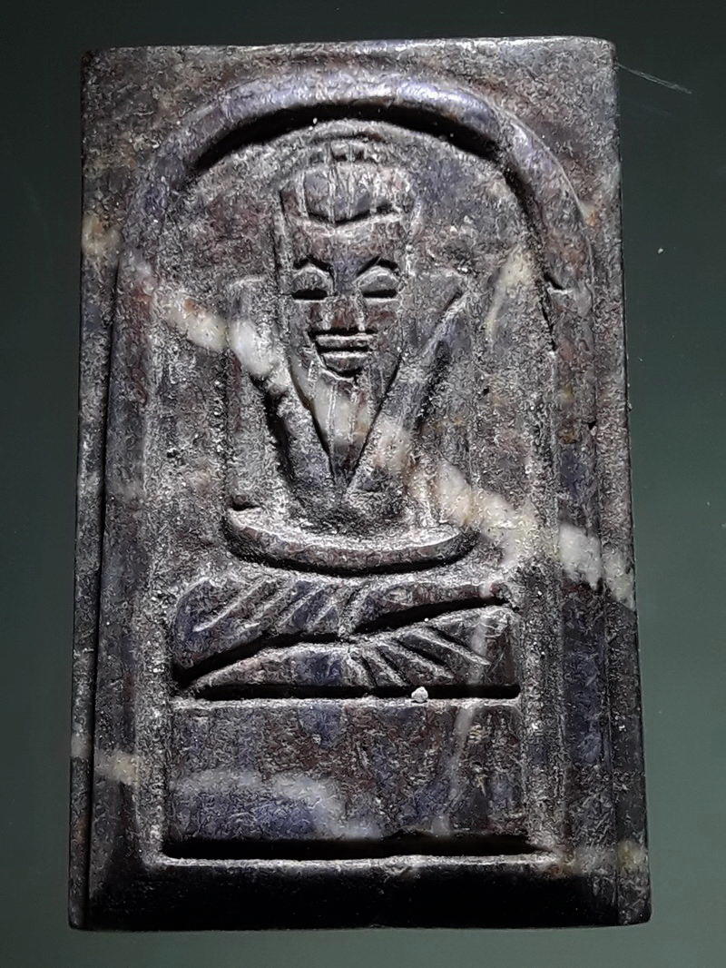 รหัสสินค้า พระเนื้อดิน ผง ว่าน 10478 พระฤาษี เนื้อหินอ่อนแกะ ขนาดเท่ากันกับพระสมเด็จ ไม่ทราบที่ หายากครับ