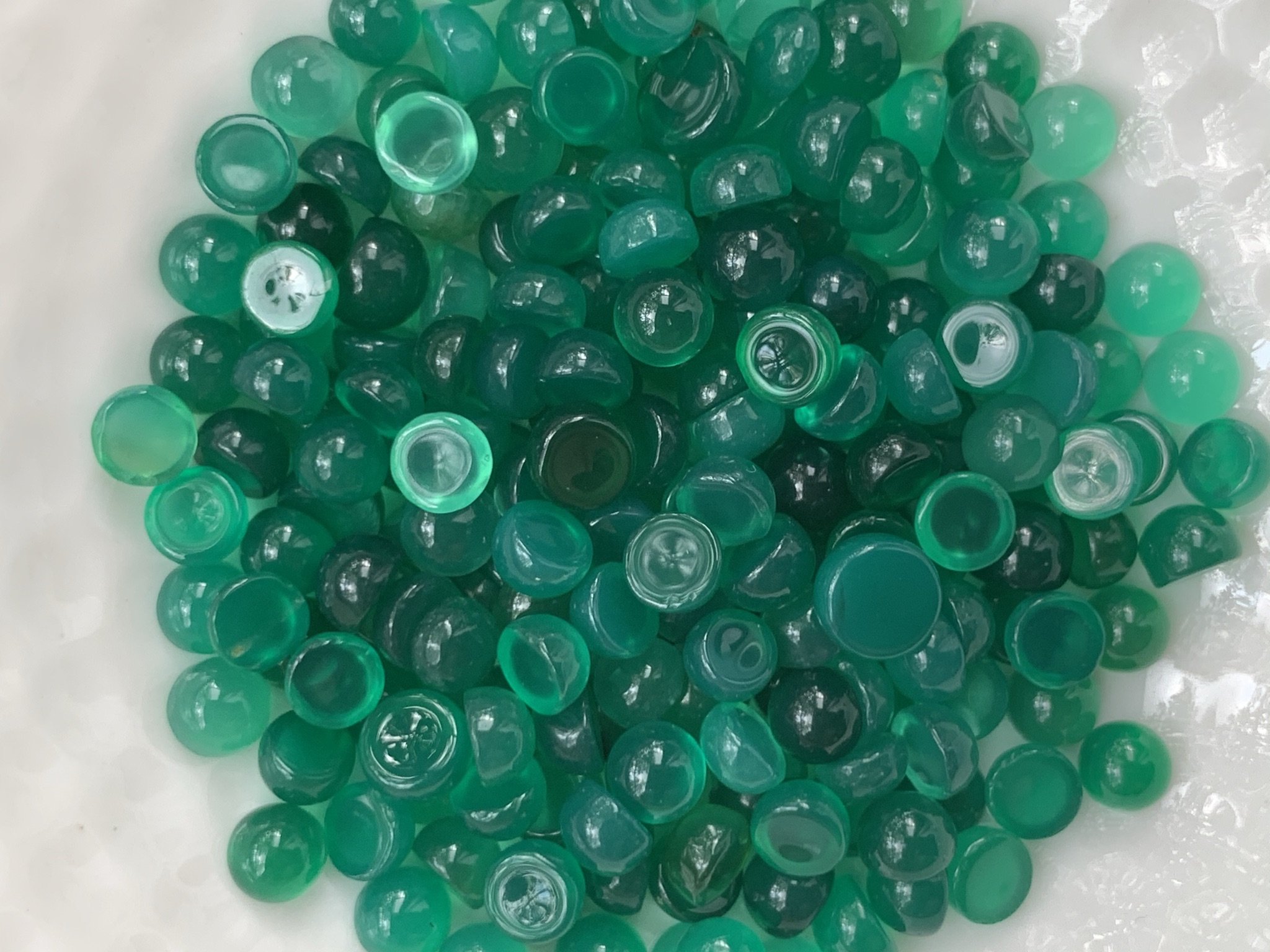 โมรากลมหลังเบี้ย 4.0 มม. 20 กะรัต