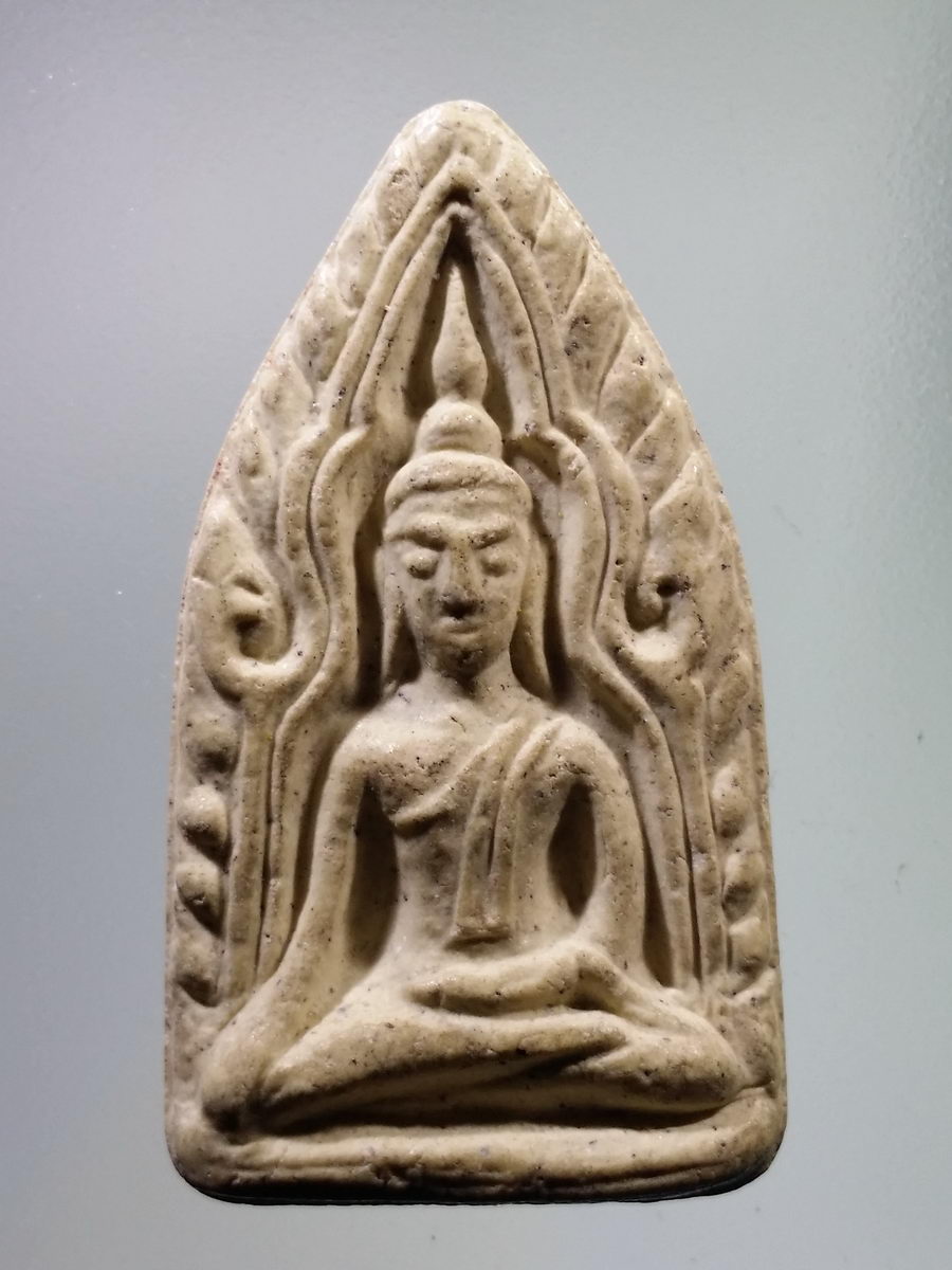 รหัสสินค้า พระเนื้อดิน เนื้อผง เนื้อว่าน 8926 พระขุนแผน เนื้อผง วัดแค จังหวัดสุพรรณบุรี พระรายการนี้คุณบุญฤทธิ์จองเเล้ว