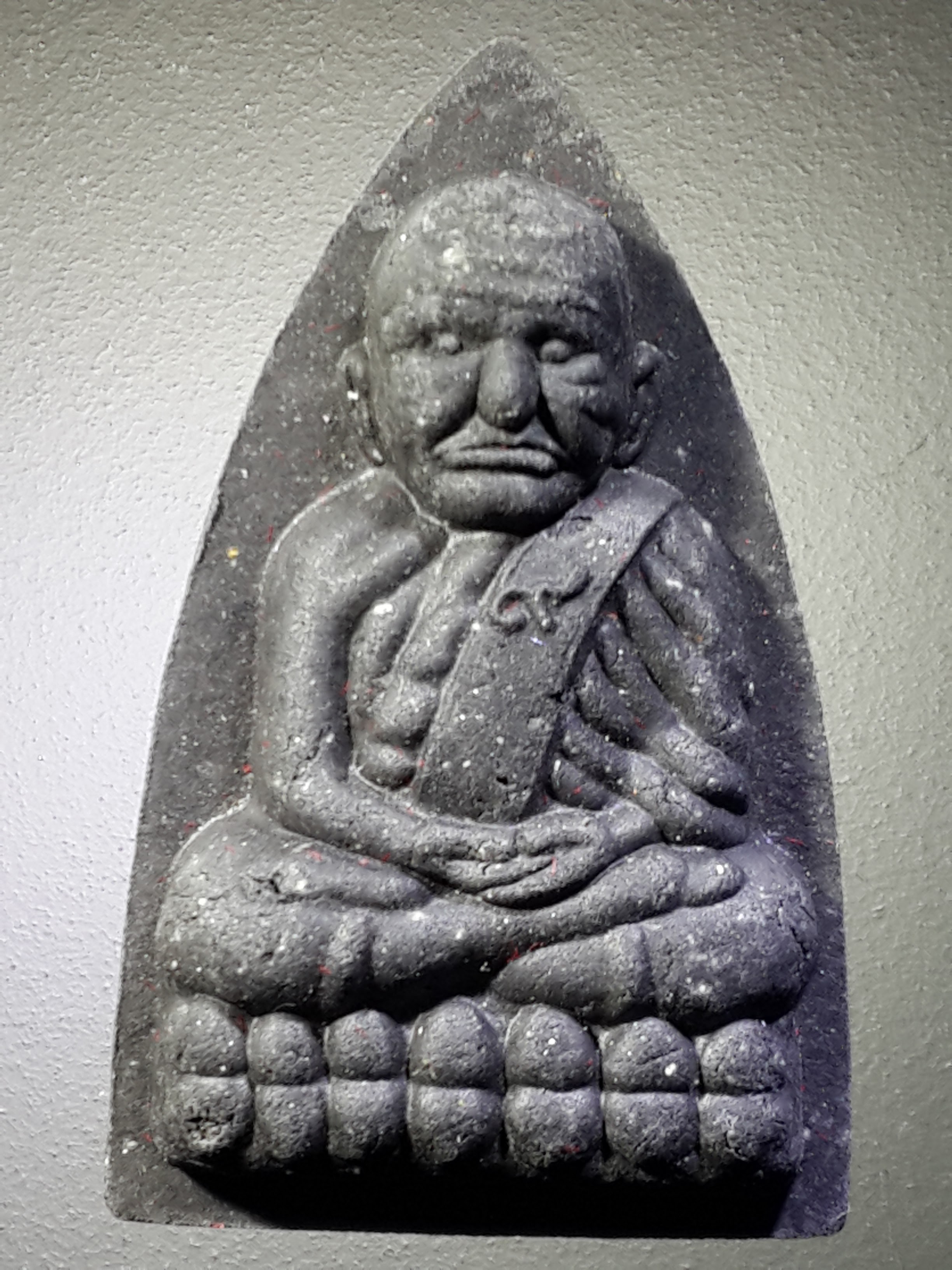 รหัสสินค้า พระมีกล่อง 405 หลวงปู่ทวดเนื้อว่าน วัดช้างให้ จังหวัดปัตตานี รุ่นมหาราช