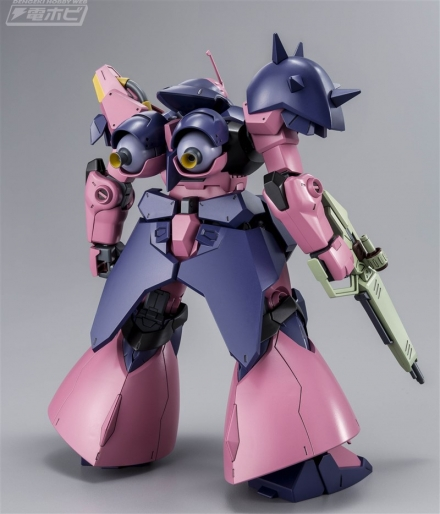 <Preorderถึง 12/6/2021>เปิดรับPreorder มัดจำ 400 บาท P-bandai HGUC 1/144 Messer Type F02 Commander โมเดลประกอบ