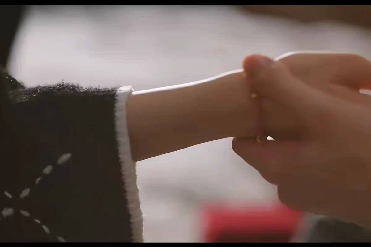 กำไลข้อมือคู่รัก ซางเหยียน-เหวินอี้ฝาน วันนี้วันไหนยังไงก็เธอ The First Frost