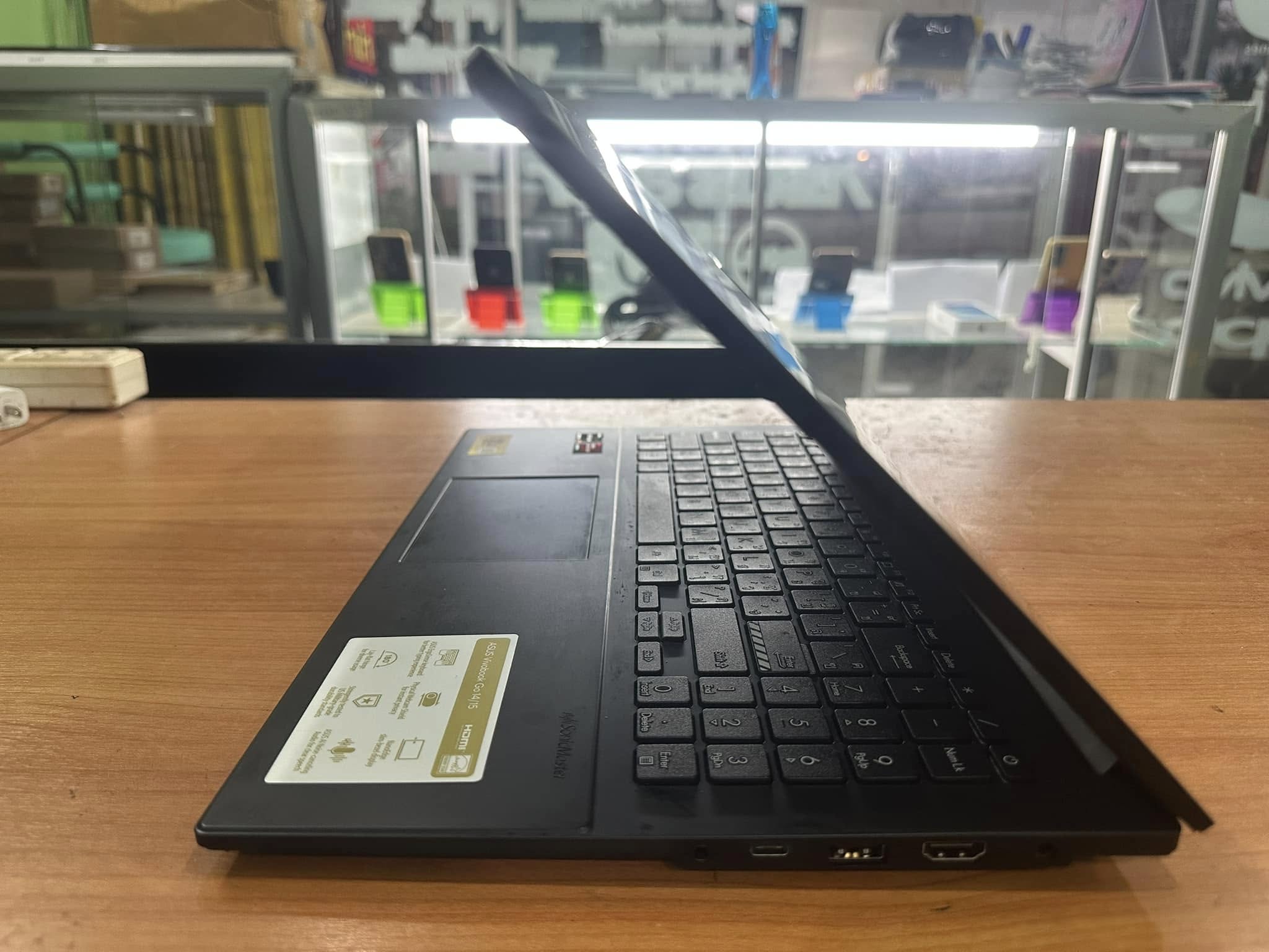 ( SOLD OUT ) Asus Vivobook M1504FA-NJ516W ประกันเหลือยาวๆ