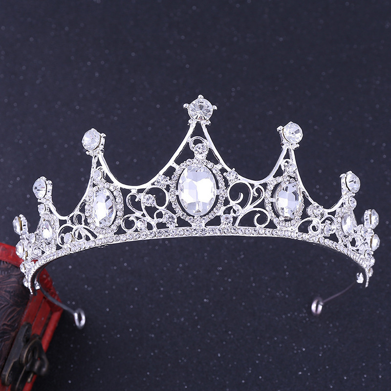 As2324- พร้อมส่งจากไทย มงกุฎเพชรประดับ แวววาว สวยหรูดูแพงเหมือนแบบ เด็กโต-ผู้ใหญ่ เส้นผ่าศูนย์กลาง 14.5cm.ดัดปรับขนาดได้เล็กน้อย