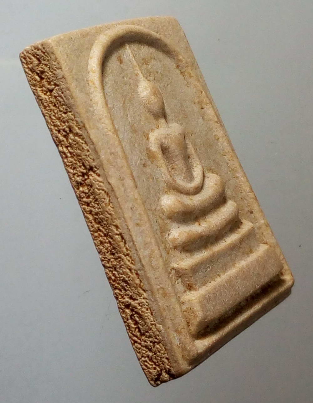 รหัสสินค้า พระสมเด็จ วัดต่างๆ 461 พระสมเด็จเนื้อผง วัดพระยาทำวรวิหาร สร้างปี 2535 รุ่นอนุสรณ์ซ่อมพระอุโบสถ