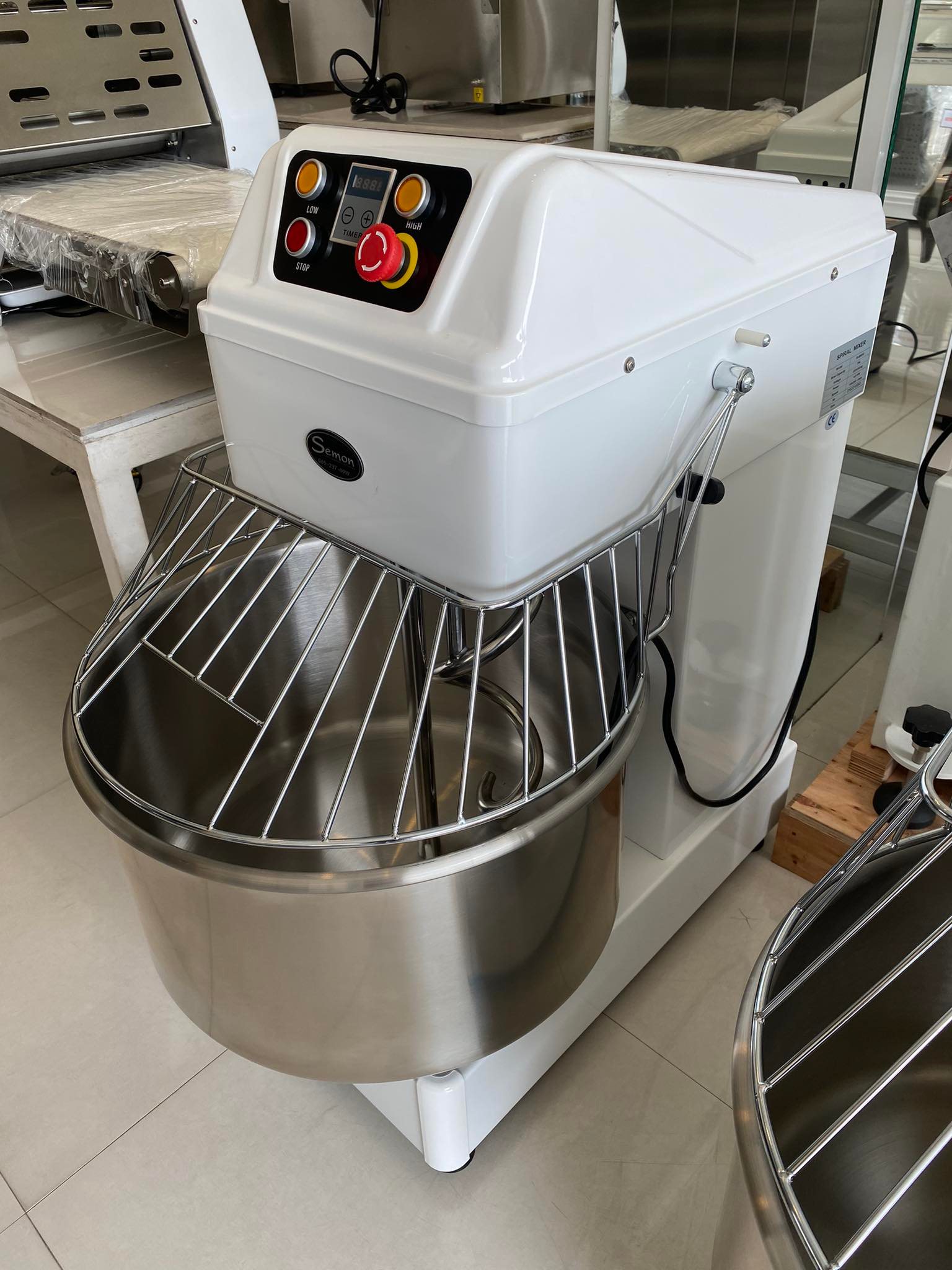 เครื่องนวดแป้ง 50 ลิตร 2 สปีด SI-SM50 แบรนด์ Semon