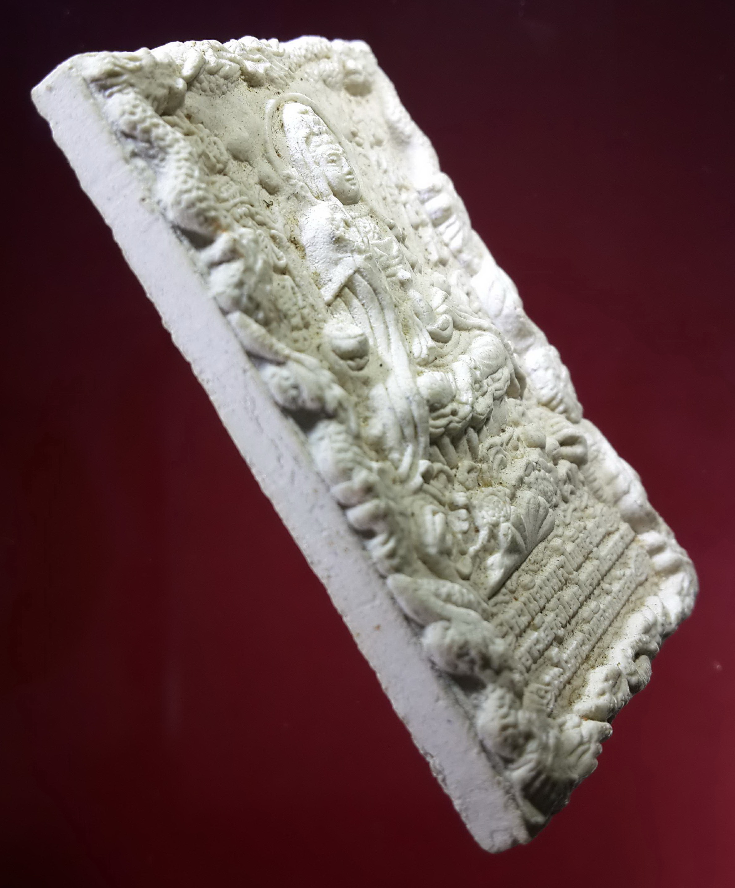 รหัสสินค้า พระเนื้อดิน เนื้อผง เนื้อว่าน 449 เจ้าแม่กวนอิม มหาโพธิสัตว์ สุขาวดีภูมิไตรโลกาโลกนาถ อ.หม่อม ไตรภูมิ เนื้อขาว