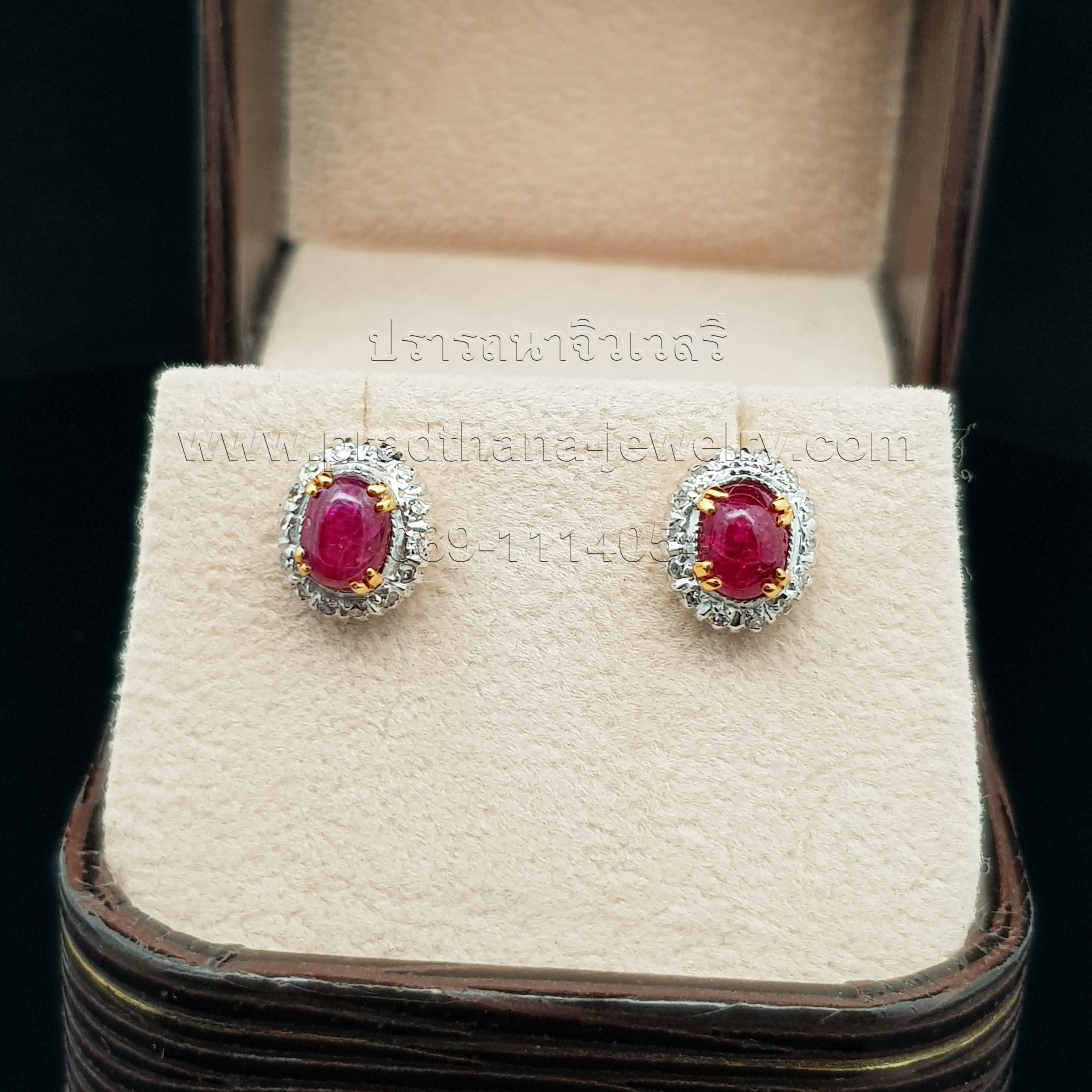 ต่างหูโบราณทับทิมล้อมเพชร **ขายแล้ว**