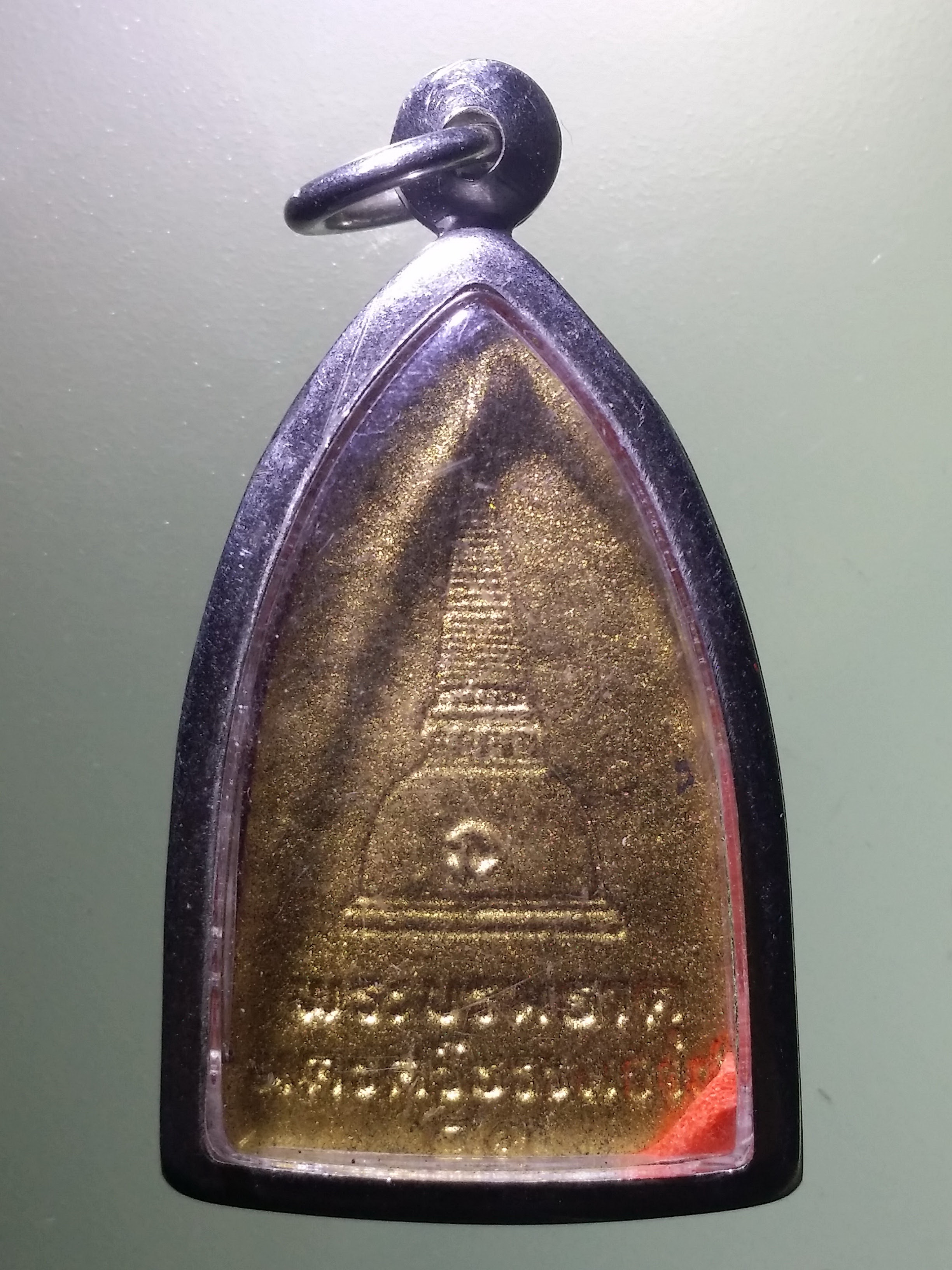 antig FB 473 หลวงปู่ทวดเนื้อผงทาทองบรอนซ์ หลังพระบรมธาตุเจดีย์ นครศรีธรรมราช สร้างปี 2543 มาพร้อมตลับสแตนเลส พร้อมใช้