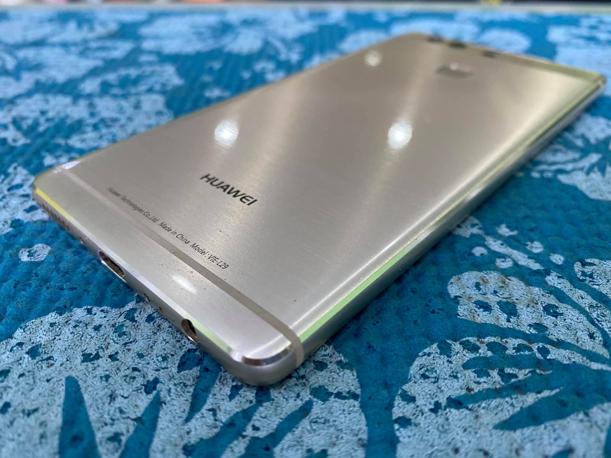 ( SOLD OUT ) Huawei P9 Plus