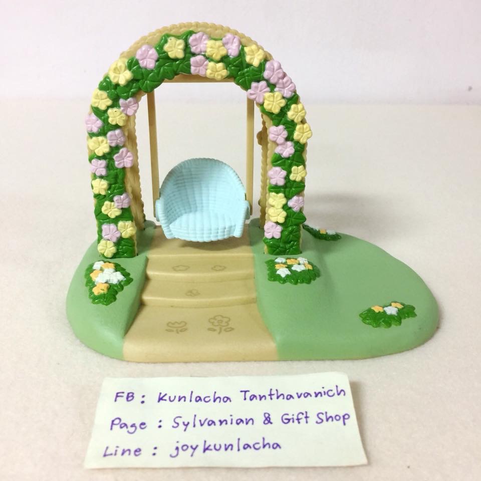 ชุดชิงช้าดอกไม้สวยหวาน ซิลวาเนียน Flower Swing : Sylvanian Families