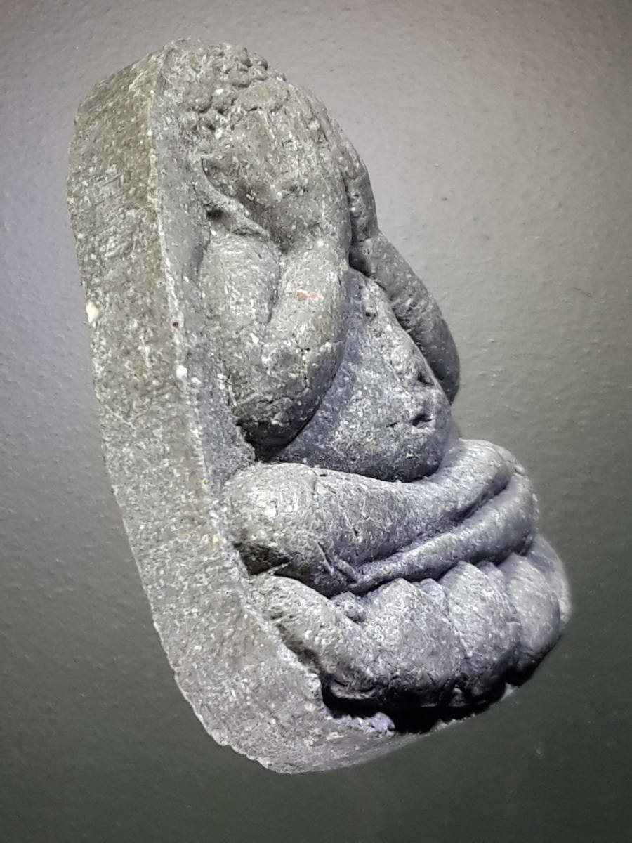 รหัสสินค้า พระปิดตา ทั่วไป 222 พระปิดตาเนื้อผงหลวงปู่ทองอินทร์ วัดคลองสี่ จังหวัดปทุมธานี สร้างปี 2550