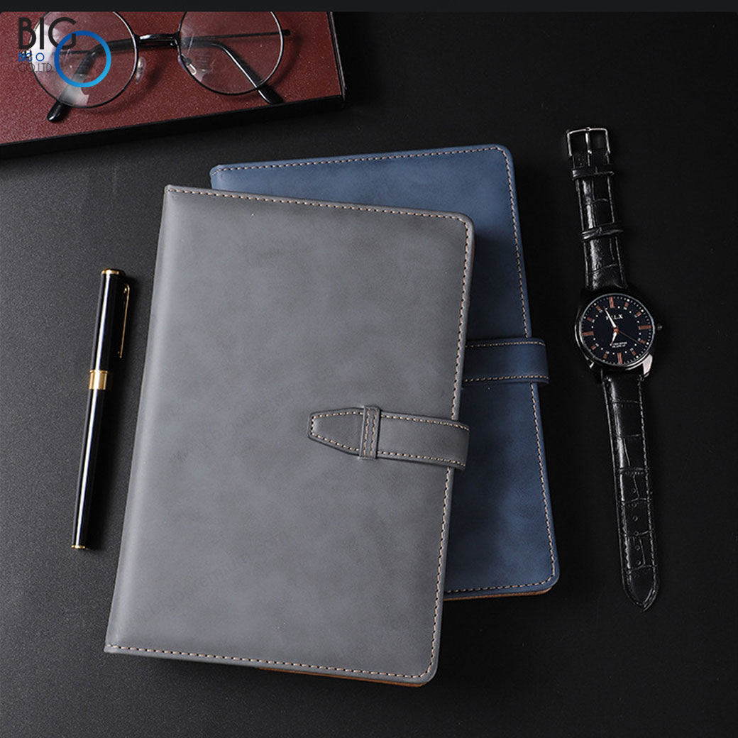 กิ๊ฟเซ็ทพรีเมี่ยม 2 ชิ้น สมุดโน๊ต A5 พร้อมปากกา