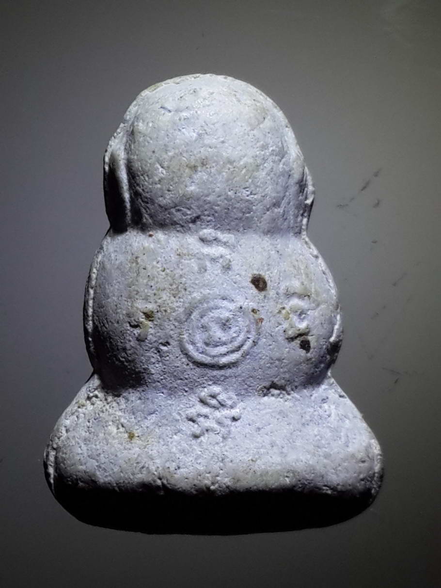 รหัสสินค้า พระปิดตา ทั่วไป 193 พระปิดตาเนื้อผง ลอยองค์ เบ้าประกบ ไม่ทราบที่