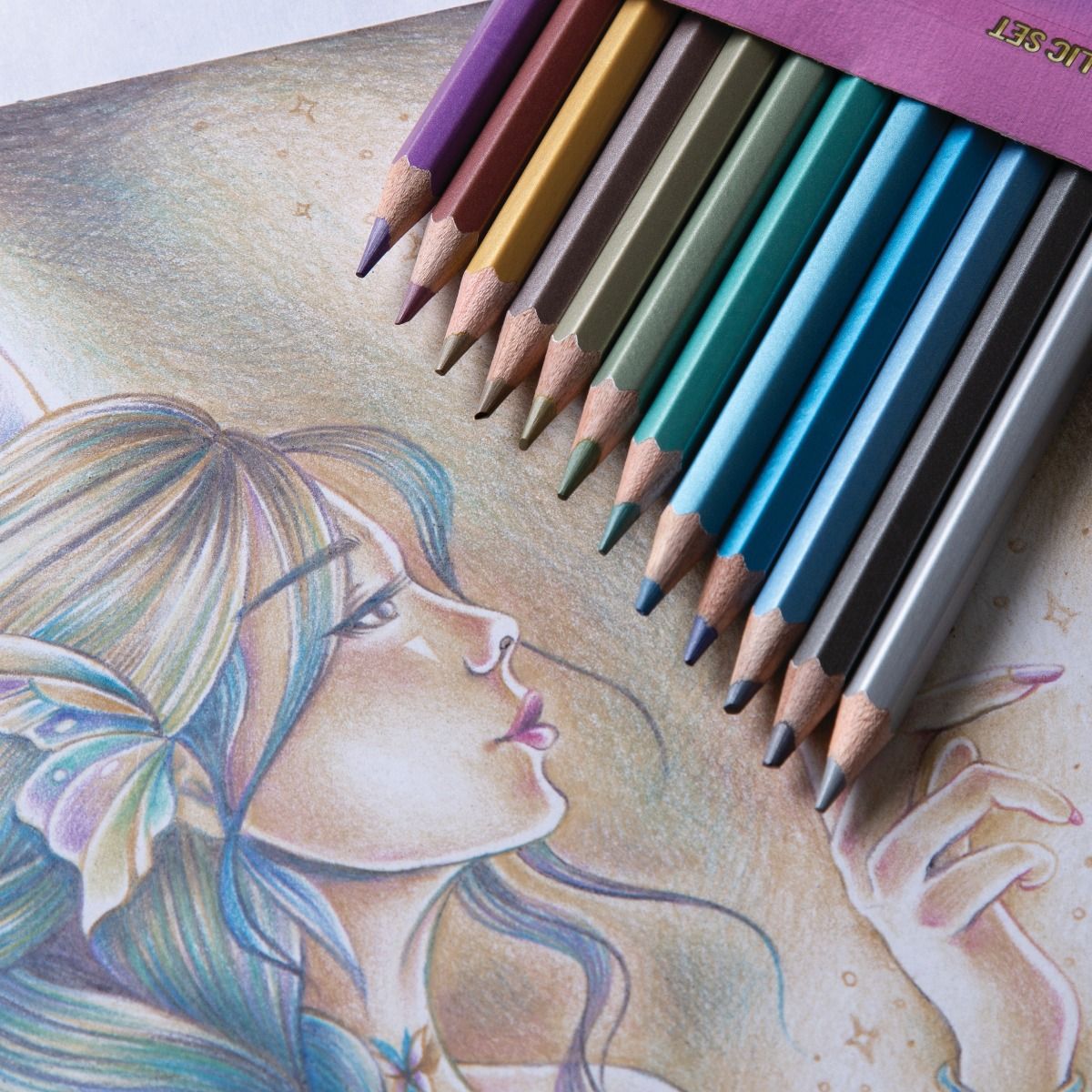 สีไม้มาสเตอร์อาท ดินสอสีโทนพิเศษ รุ่นกล่อง12สี โทนเมทัลลิค เทาดำ ชมพู มี3แบบให้เลือก พร้อมส่ง