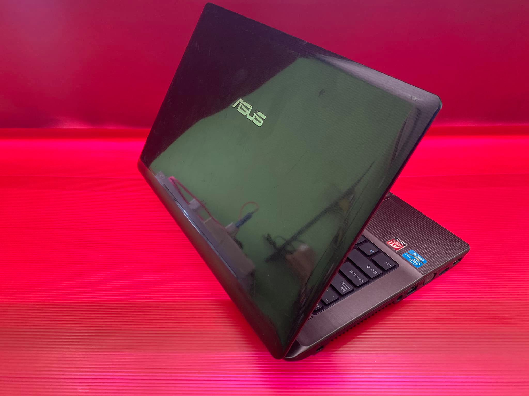 ( SOLD OUT ) Asus X44HR-VX077D